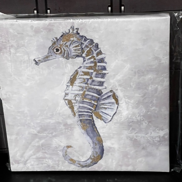 New Set Turtle & Seahorse Decorative Canvas Prints with Gold Foil 8IN x 8IN - Picture 9 of 13